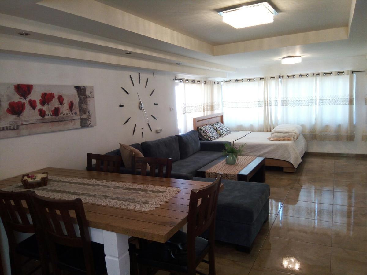 Tiberias Vacation Rental Екстер'єр фото